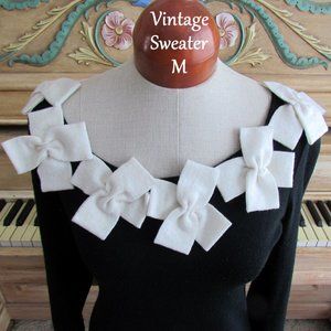 BLACK & WHITE SWEATER w BOWS!  VINTAGE RYU, M, WOMEN'S UNIQUE LONG SLEEVE